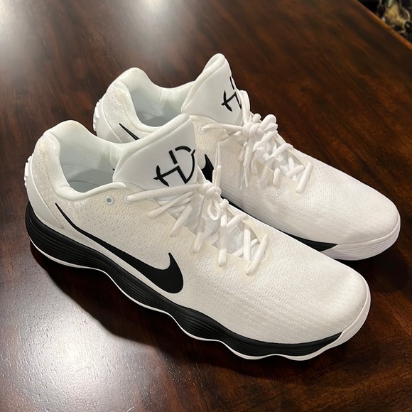2017 hyperdunk low white